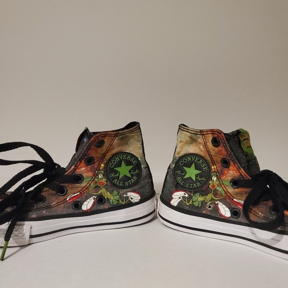 Youth Looney Tunes Converse Chuck Taylor All Stars - Picture 11 of 11